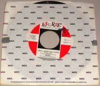 Gerry And The Pacemakers - You'll Never Walk Alone bw How Do You Do It.JPG